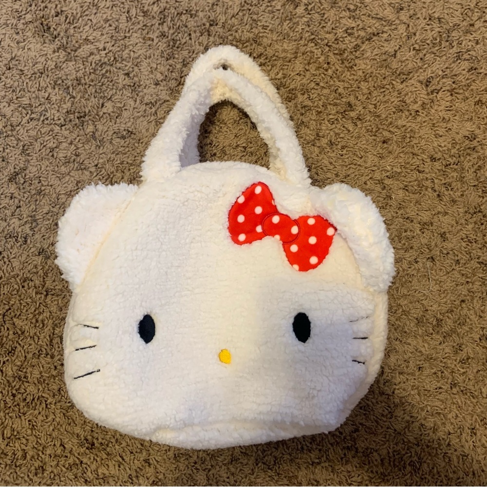 Hello kitty fur bag